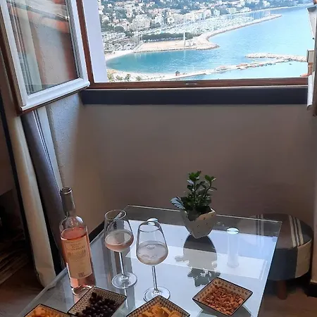 Menton, Centre Historique, Vue Апартаменти *