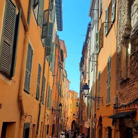 Menton, Centre Historique, Vue *