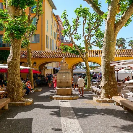 Menton, Centre Historique, Vue Ментона